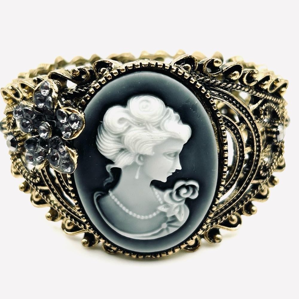 Victorian Antique Vintage Ghostly Gray Haunted Blue Cameo Cuff Bracelet